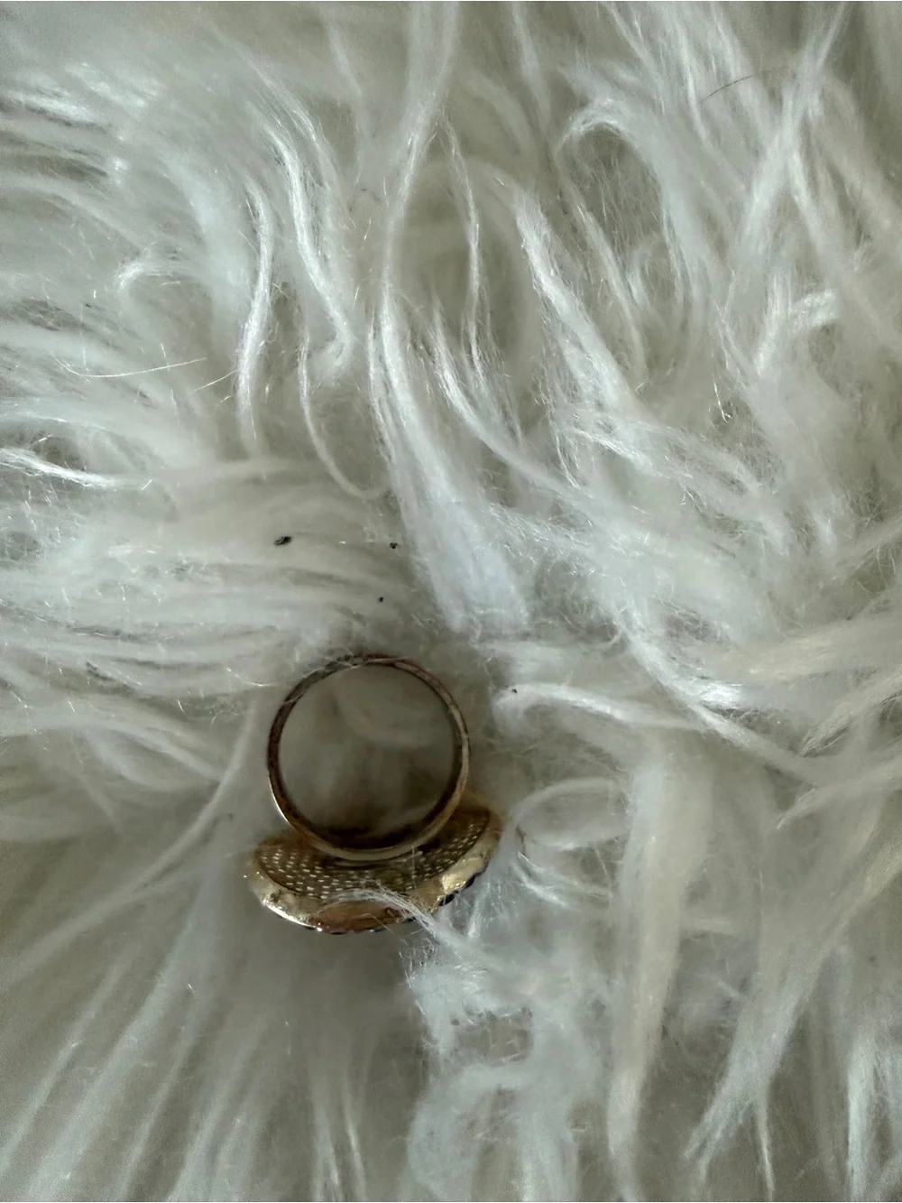 Source Unknown Round Ring with Black Crystals